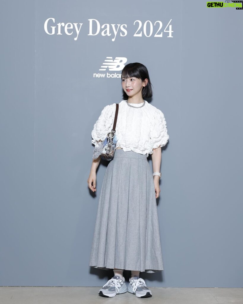 Natsume Mito Instagram - New Balance Grey Days 2024 『Celebrating the Premium Grey』 に参加しました👟 グレーと女性をフォーカスした展示が本当に素敵でした！ グレーってこんなかわいいんだ！って、この展示を通してグレーが好きになった🦭♡ グレーのニューバランスを取り入れた素敵なグレーのスタイリングに見惚れた1日だったよー👟♡ 1日だけのイベントだったからもっとたくさん広まってほしいなぁ🫶 #newbalance #greyday #pr @newbalance @newbalancewomen