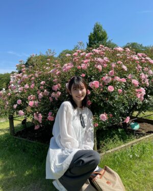 Natsumi Okamoto Instagram - 年々好きになる、お花

おやすみ？