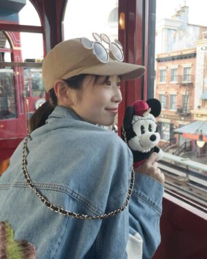 Natsumi Okamoto Instagram - 長期地方ロケ撮影を終えて、
自分へのご褒美に！寝起きで思いつきで！ディズニーシー！！！
さいこう！！！あいしてるよ！！！！