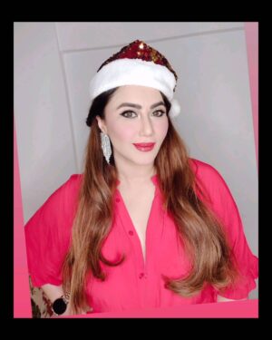 Nausheen Ali Sardar Instagram - Merry Christmas !!!!🎄❣️❣️❣️