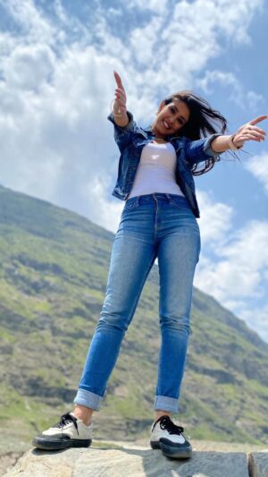 Navneet Kaur Dhillon Instagram - Chasing dreams, catching moments. ✨
.
.
.
.
.
.
.
 #LifeInMotion #DreamChaser #CaptureTheMoment #LiveLifeFully #AdventureAwaits #ExploreMore #JourneyOn #InspiredByLife #SeekAdventure #Wanderlust #EmbraceTheJourney