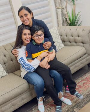 Navneet Kaur Dhillon Instagram - Rejoice with your loved ones in the beautiful land of life. 💞💞
A quick trip to Dallas was totally worth it. 🤗