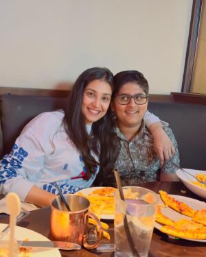 Navneet Kaur Dhillon Instagram - Rejoice with your loved ones in the beautiful land of life. 💞💞
A quick trip to Dallas was totally worth it. 🤗