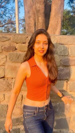 Navneet Kaur Dhillon Instagram - Choose to shine💫✨
.
.
.
.
.
.
.
.
.
#ChooseToShine #ShineBright #BeYourLight #EmbraceYourShine
 #RadiatePositivity #GlowFromWithin #PositiveVibesOnly #SparkleAndShine #ShineEveryday #OwnYourLight
