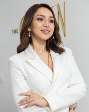 Nay Chi Oo Instagram - ၂၉ နှစ်ပြည့်ဖို့ ရက်ပိုင်းအလို ✨
နေခြည့် မွေးနေ့ကဘယ်နေ့လဲ chillies ??
ဒီနှစ်ကော နေခြည်မွေးနေ့မှာ ဘာလုပ်နေမယ်ထင်လဲ? 
#naychioo #beautybynaychi