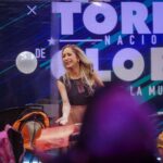 Naydelin Navarrete Instagram - Que divertido programa! No se pierdan hoy @laresolana 11:00pm para que se enteren de chismes, locuras y de varios trapitos al sol! 🤪 Me cuentan que les pareció! #2000sxsiempre #laresolana #elcapiperez #complices