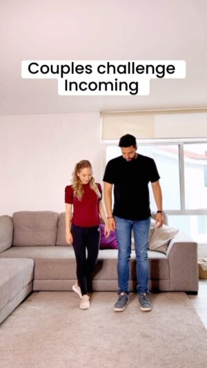 Naydelin Navarrete Instagram - Inténtenlo en casa 

#couple #couplechallenge #fun #humor #comedyclub