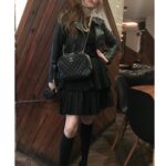 Naz Elmas Instagram -