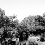 Nazan Kesal Instagram - Yıllardır görmediğim , sevdiğim eski dostlarla Urla da güzel bir karşılaşmadan geriye kalanlar. 💐 An vardır sadece .Anlar kalıcıdır.Hayat geçer gider anlar kalır bellekte.. Gülnihal okul arkadaşım ve belleğimde hatırası silinmeyenlerden Bu kalp seni unutur mu?❤️ “İzimizi Kaybetmeyin “ Sevgili Hasan ve Neslihanın youtube kanalının adı. Abone olmayı ve takipte kalmayı unutmayın. Hasan ve Neslihanın benimle yaptığı röportajın linki https://youtu.be/n_Lv1pSjo2E https://youtu.be/n_Lv1pSjo2E
