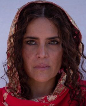 Nazanin Farahani Instagram - من‌ بلوچ 
از صفحه سارا اسکندری نازنینم برداشتم 
عکس مال سه سال پیشه ٫ فیلم خورشید آن ماه ، ستاره جان اسکندری 
این گریم رو خیلی دوست دارم 
#نازنین_فراهانی 
#بلوچستان