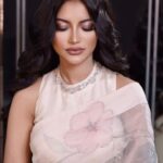 Nazifa Tushi Instagram - Thanks @festivibe.official 📸 @mh_bipu Makeover @zahidkhanbridalmakeover