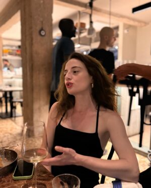 Nazlı Bulum Instagram - In wine we trust