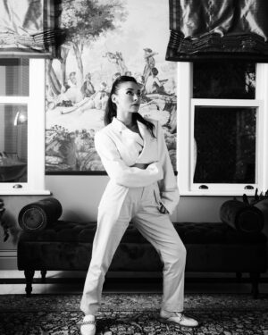 Nazlı Pınar Kaya Instagram - 1 mi 2 mi? 🏹
📷 @eneskahraman