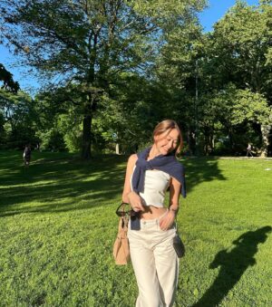 Neen Suwanamas Instagram - where memories bloom 🦋
