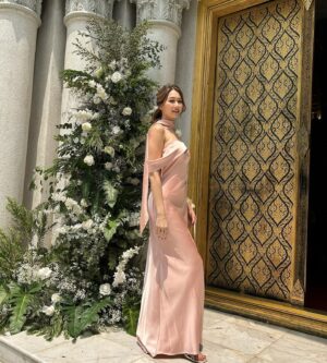 Neen Suwanamas Instagram - playing dress up 💓 #tb #yhpkhappilyeverafter