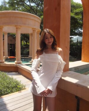 Neen Suwanamas Instagram - sunny side up 🍳 🍃🌞🦋 @halfdayoff.co