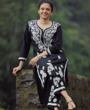 Neeta Pillai Instagram - ♠️
📷 @sajithrm
.
.
 
.
.
#shooting #thangamani #location #upcoming