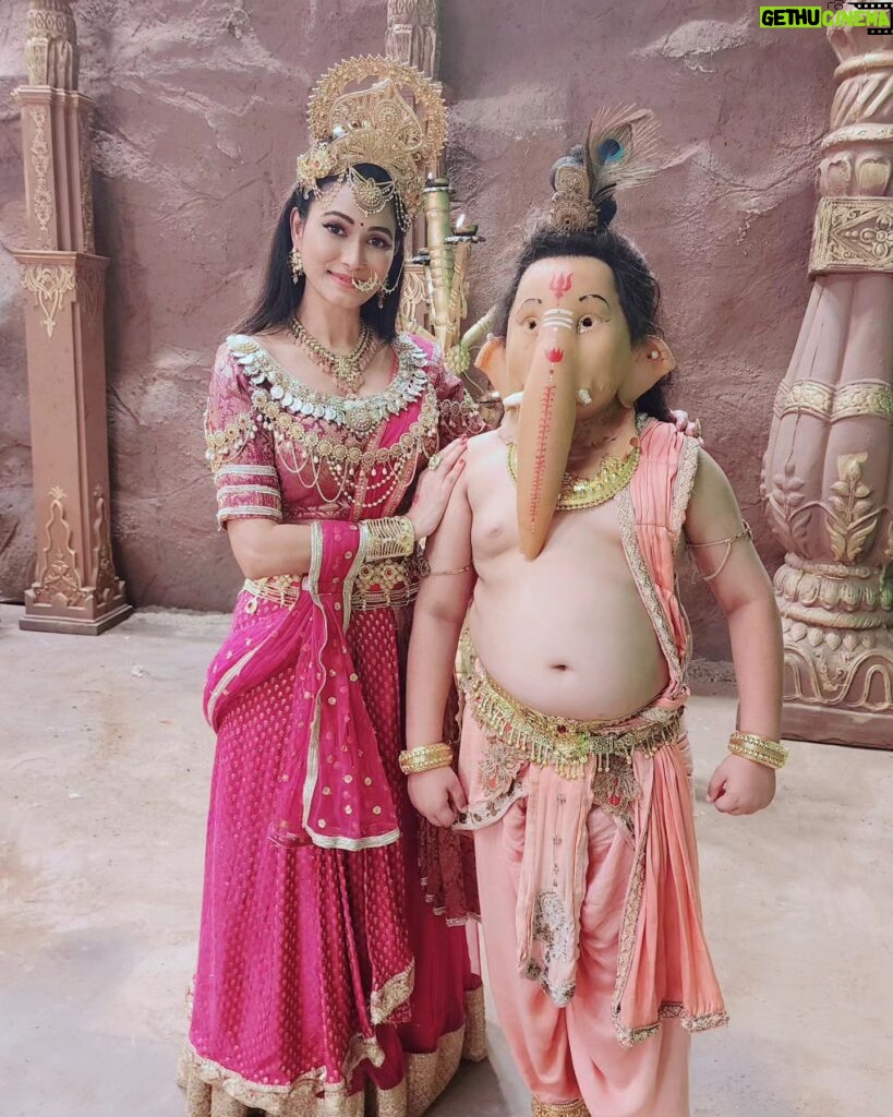 Neetha Shetty Instagram - GANPATI BAPPA MORYA🙏