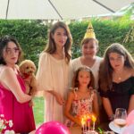 Nefise Karatay Instagram - Kanımdan değil canımdan öte #seçtiğimailem iyikilerim❤️