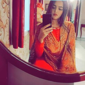 Neha Amandeep Instagram - EID MUBARAK ✨
.
.
.
.
.
.
.
.
.
.
#eidmubarak #eid2020 #chandmubarak🌙 #salwarkameez #instafashion #allah #moon #blessings #love #celebration #festival