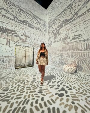 Neha Deshpande Instagram - Art is not what you see but what you make others see 🖼️🖌️🎨
@vangogh.global 💘