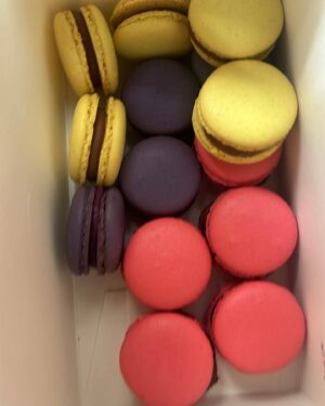 Neha Deshpande Instagram - A balanced diet is a macaron in each hand 🩷

Voila @studio.patisserie 🫡🤍