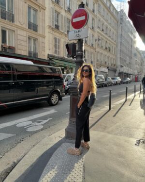 Neha Deshpande Instagram - What better place to dream than in Paris 🗼