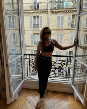 Neha Deshpande Instagram - What better place to dream than in Paris 🗼