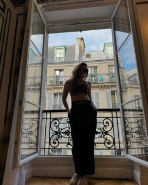 Neha Deshpande Instagram - What better place to dream than in Paris 🗼