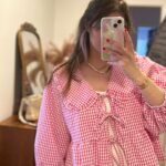 Nerea Camacho Instagram – 🩷 como es de bonita esta blusa 🩷 @shop.joy.pt