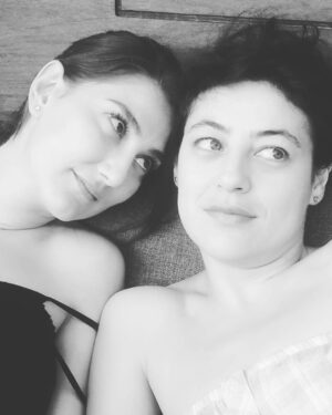 Nergis Öztürk Instagram - Güzel yüzlüm, güzel gönüllüm, ışıklım benim iyi ki doğdun iyi ki ❤️❤️❤️❤️ 🧿 @goncayakut #goncamızındoğumgünü #iyikidoğdun #arkadaşım #dostum #kardeşim #happybirthday #happybirthdaymylovley♥♥♥ #yıllaryıllar