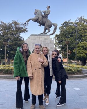 Nergis Kumbasar Instagram - Güneş Samsun da doğdu ❤️🙏🏻❤️