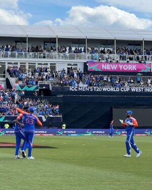 Neroli Meadows Instagram - India v Pakistan in NYC - wow!

What an incredible experience. Congratulations to everyone involved who made that a huge success. A life experience I never thought I’d have!!!
