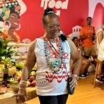 Neusa Borges Instagram - E eu já estou pronta para mais um dia de #carnaval aqui em #salvador, no @camexpresso2222. Viva essa festa, pois é uma das que eu mais amo 🤎. 📷 @priborges021 #neusaborges