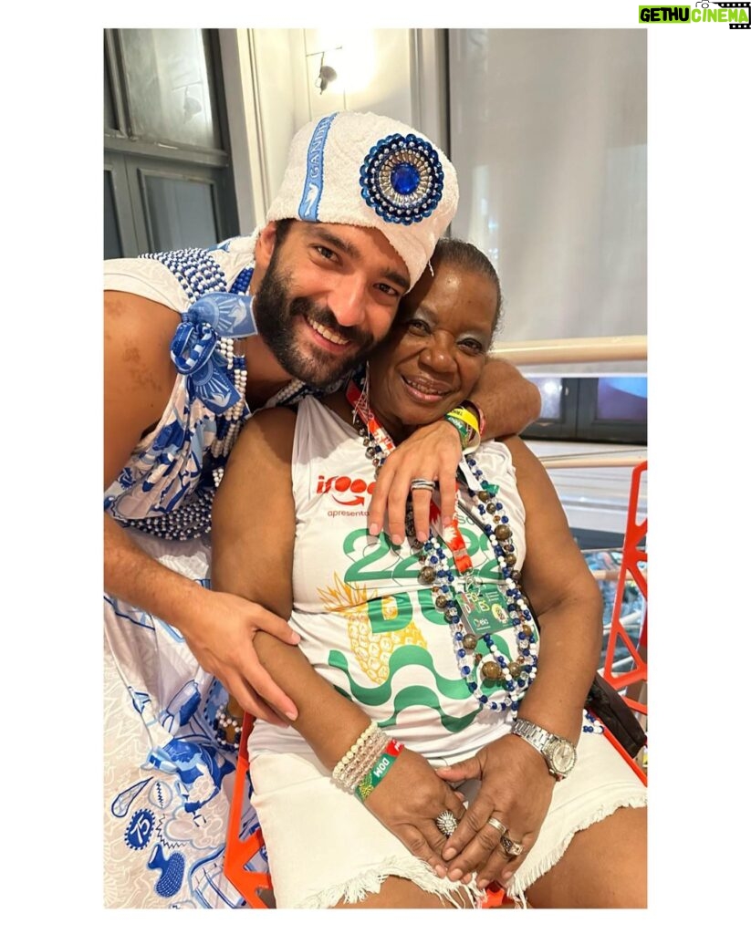 Neusa Borges Instagram - A vida é feita de momentos e muito afeto, um pouco do meu 3º Dia de #carnaval com pessoas especiais, no @camexpresso2222. 📷 @priborges021 #neusaborges