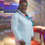 Neusa Borges Instagram - Alô meu povo…..a Tia Ambrosia está passando para dizer que, hoje (12), estreia E N C A N T A D O’ S 2ª Temporada na @globoplay. Vocês não podem perder! 📷 Manoella Mello/ Globo #neusaborges #tiaambrosia #encantados