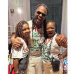 Neusa Borges Instagram - A vida é feita de momentos e muito afeto, um pouco do meu 3º Dia de #carnaval com pessoas especiais, no @camexpresso2222. 📷 @priborges021 #neusaborges