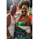 Neusa Borges Instagram - A vida é feita de momentos e muito afeto, um pouco do meu 3º Dia de #carnaval com pessoas especiais, no @camexpresso2222. 📷 @priborges021 #neusaborges