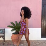 Nia Pettitt Instagram – Ola from Portugal 🌺✨💓 #niaTHELIGHT — dress @pullandbear, shades @byzeena & shoes @officeshoes!