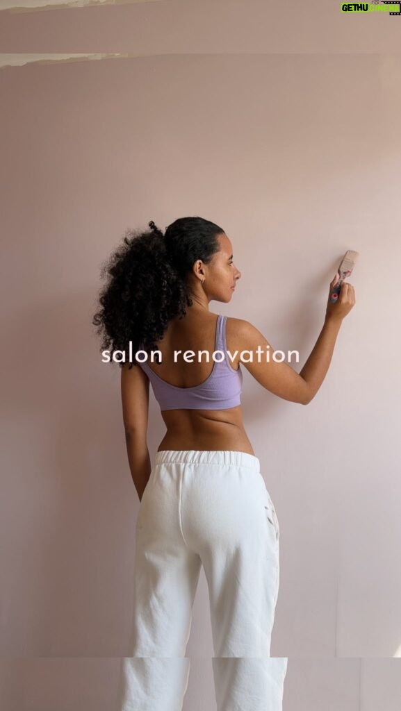 Nia Pettitt Instagram - SALON RENO SERIES. 👷🏽‍♀️✨💕 — Now that the walls have been sanded down, it was time to paint the undercoat. In this room I’m going for a light pink to keep it neutral but also have that feminine feel to it. I honestly cannot wait for it to all be done but I’m really enjoying this journey. I look forward to spending quality time with my Pappa everyday. The countdown begins till I announce the location this Sunday and do a grand reveal of the space.. 🦋✨💕 #TheCurlBarLondon #Renovation #Reno #DIY #Painting #Decorating #Decoration