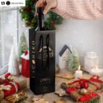 Nia Vardalos Instagram – This AWARD-WINNING 🏆 olive oil is absolutely smooth and delicious. See their site for many tasty oil & vinegar options for your home and for a great unique gift. Visit the @laconiko site for choices! #notanadjustafan