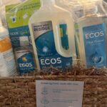 Nia Vardalos Instagram – Oooh I love a gift basket!! And I love this brand! It sounds so simple but simply put @ecoscleans makes clean products to clean! 🤔 #noresidue #nochemicals #carbonfootprint #notanadjustafan