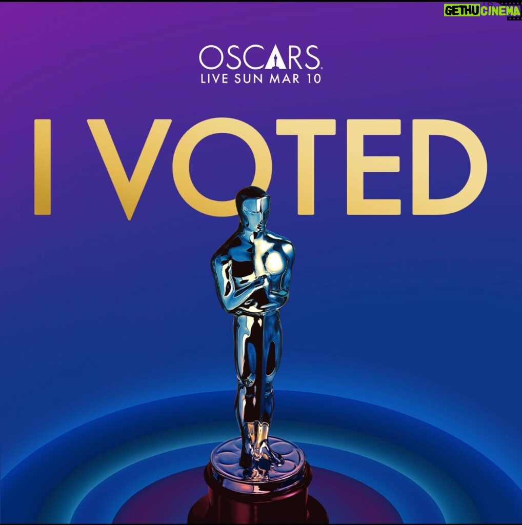 Nia Vardalos Instagram - It is an honor to be a member of the actors guild, directors guild, writers guild, and the Actors Executive Branch of @theacademy 🎉 Let’s catch up on all the films and change someone’s life by voting. While it’s the art that matters, our moms like to see us with the trophies! 🏆 #academyawardsmarch10