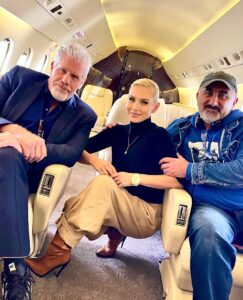 Nicky Whelan Instagram - Currently working on a very cool project with some amazing people. Wonderful way to start 2024. Tiny sneak peek BTS #gratefulheart 🎬🎬🎬❤️