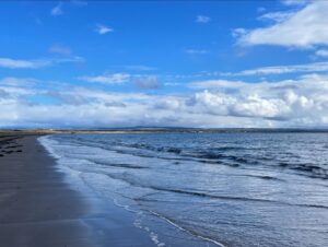 Nicola Sturgeon Instagram - Took a break from book-writing (!) for a Good Friday walk along Troon beach this afternoon. The vibe was quite Easter/resurrection at one point!! Beautifully atmospheric.