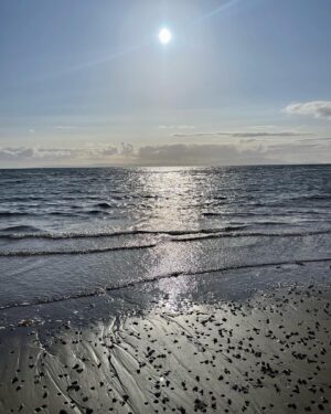 Nicola Sturgeon Instagram - A lovely Sunday evening walk along Troon beach to Prestwick. The fish supper afterwards from the Wee Hurrie at Troon harbour may have neutralized the health benefits - but it was delicious. Thoroughly recommended.

#scotland #ayrshire #troon #prestwick #fishandchips #weehurrietroon #weehurrie