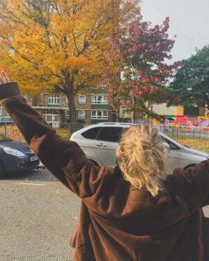 Nicole Alyse Nelson Instagram - I’ve FALLways wanted to see leaves like these 🍃🍂🍁