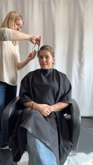 Nicole Eggert Instagram - Stay one step ahead of ur fears and u will never be defeated #fkcancer #shorthairdontcare  Thank u to @michelledavidhair for laughing along with me and giving me this cute new do when I was just going to shave it all off 💕