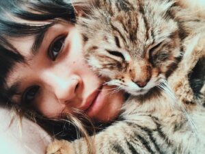 Nicole Gale Anderson Instagram - Woke up to this big ball of fluff cuddling my face this morning. And the best part is that his fur still smelled of pine from his nighttime adventures. He’s the best. 🥰 #allhailkingsimon #kittylove #kittycuddles #stayhome #stayhealthy #staysafe