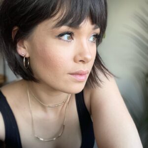 Nicole Gale Anderson Instagram - 💇🏽‍♀️